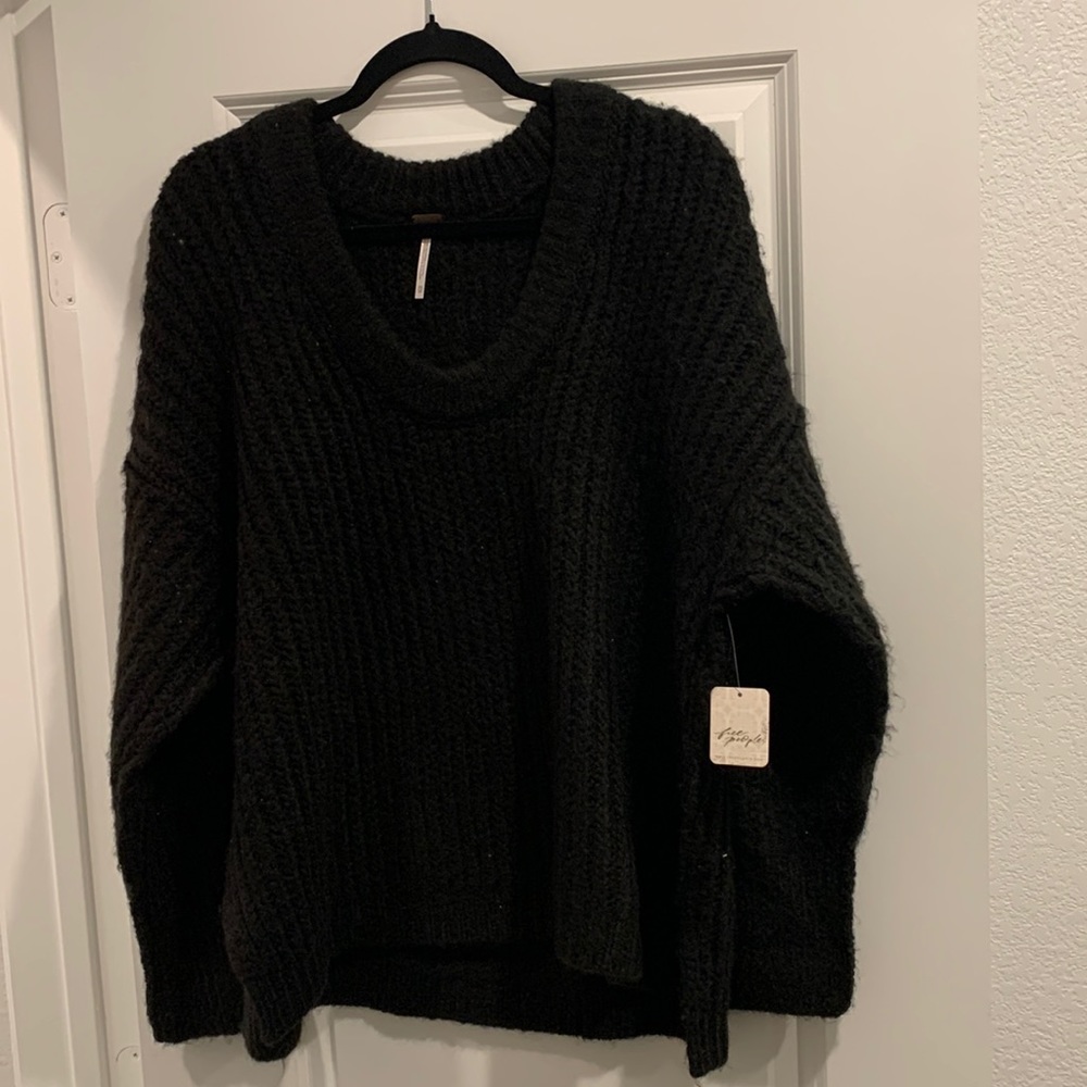Free People NWT Black Sweater